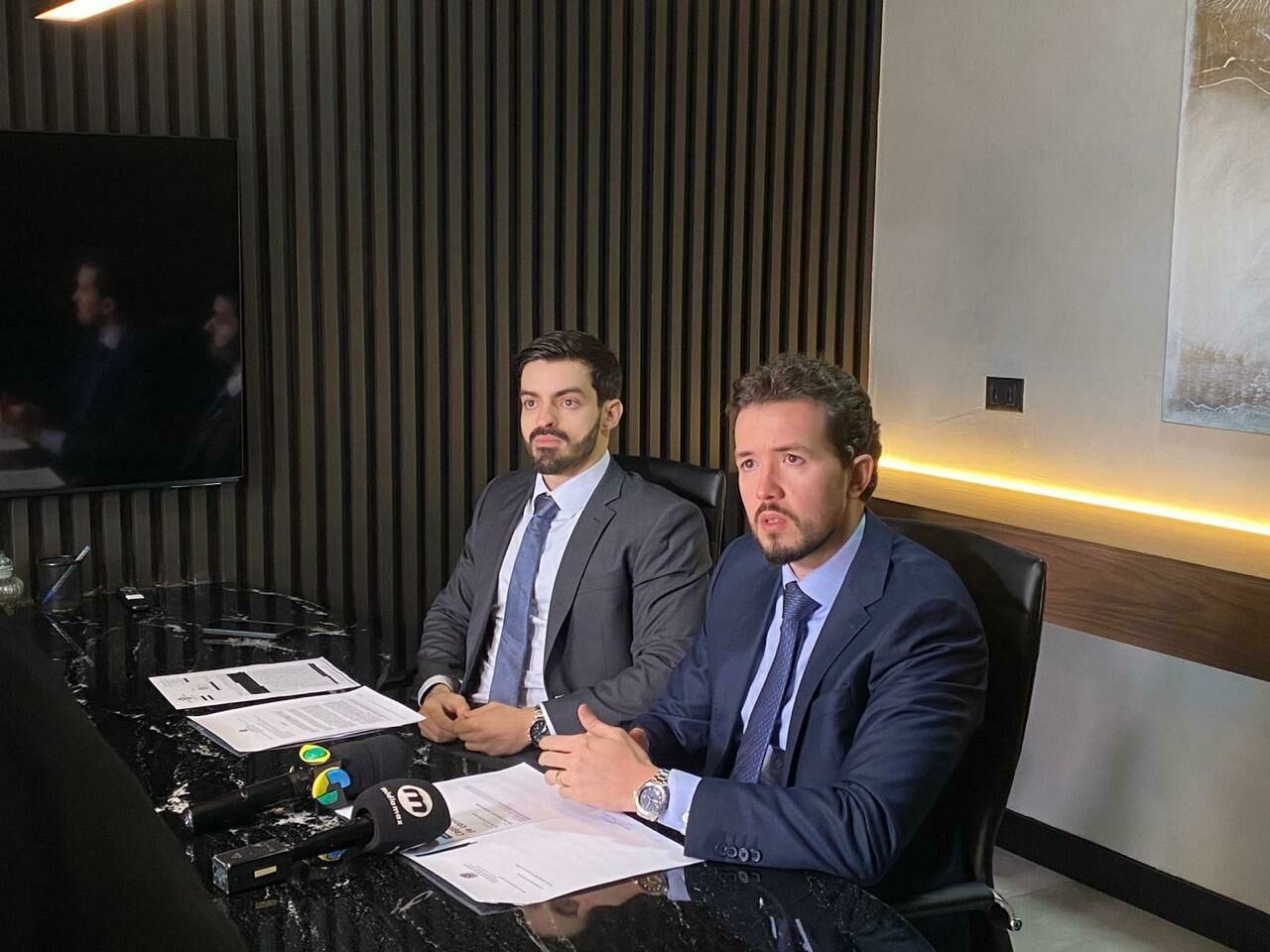 Imagem de compartilhamento para o artigo Justiça Federal suspende decisão da OAB/MS e devolve direito de atuação a advogados da MS Todo dia